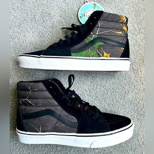 VANS X REALTREE Sk8 Hi’s